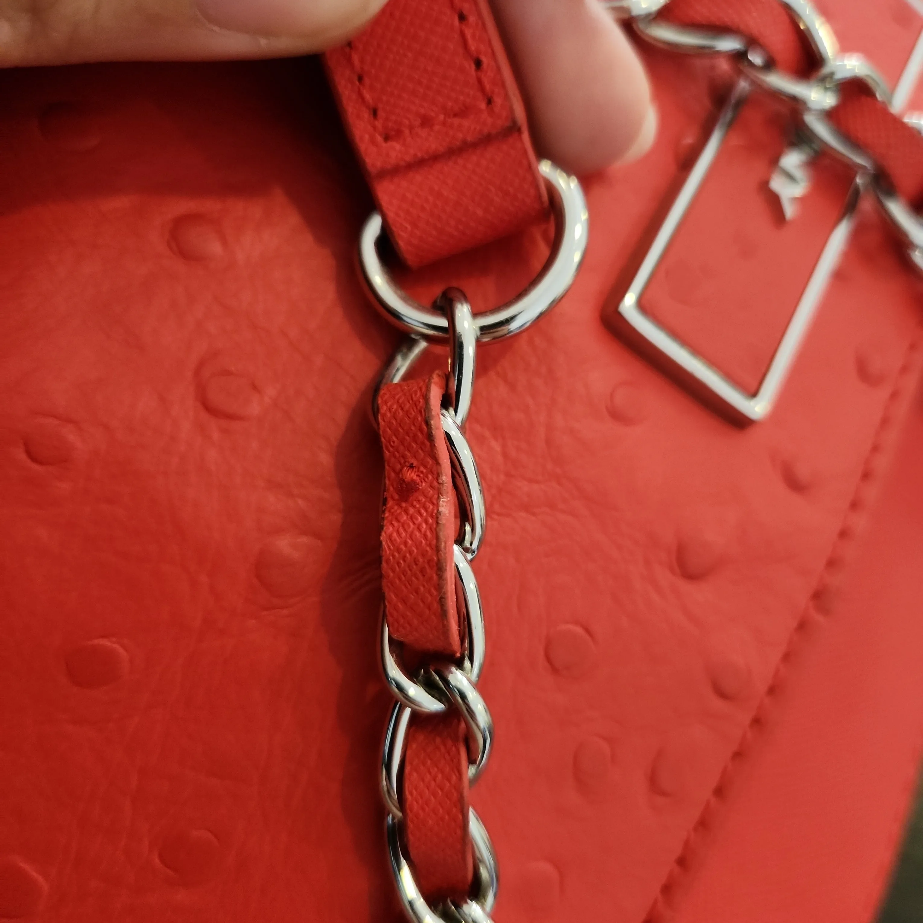 DKNY Red Leather Textured Shoulder Bag | Pre Loved |