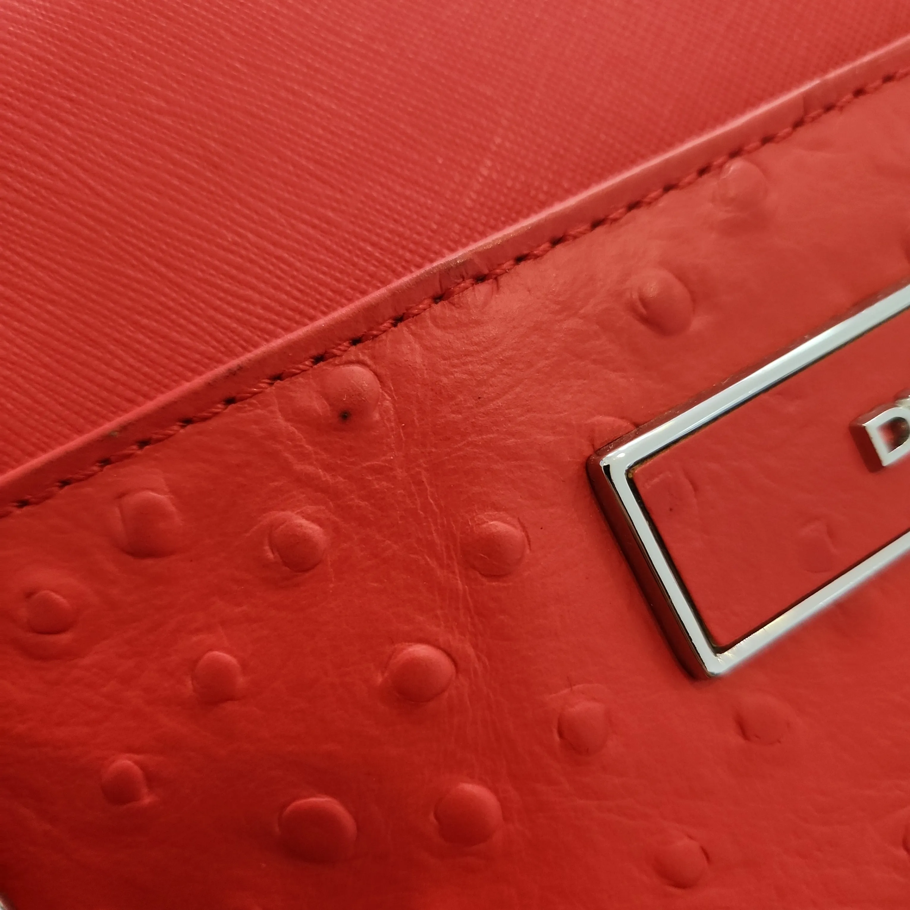 DKNY Red Leather Textured Shoulder Bag | Pre Loved |