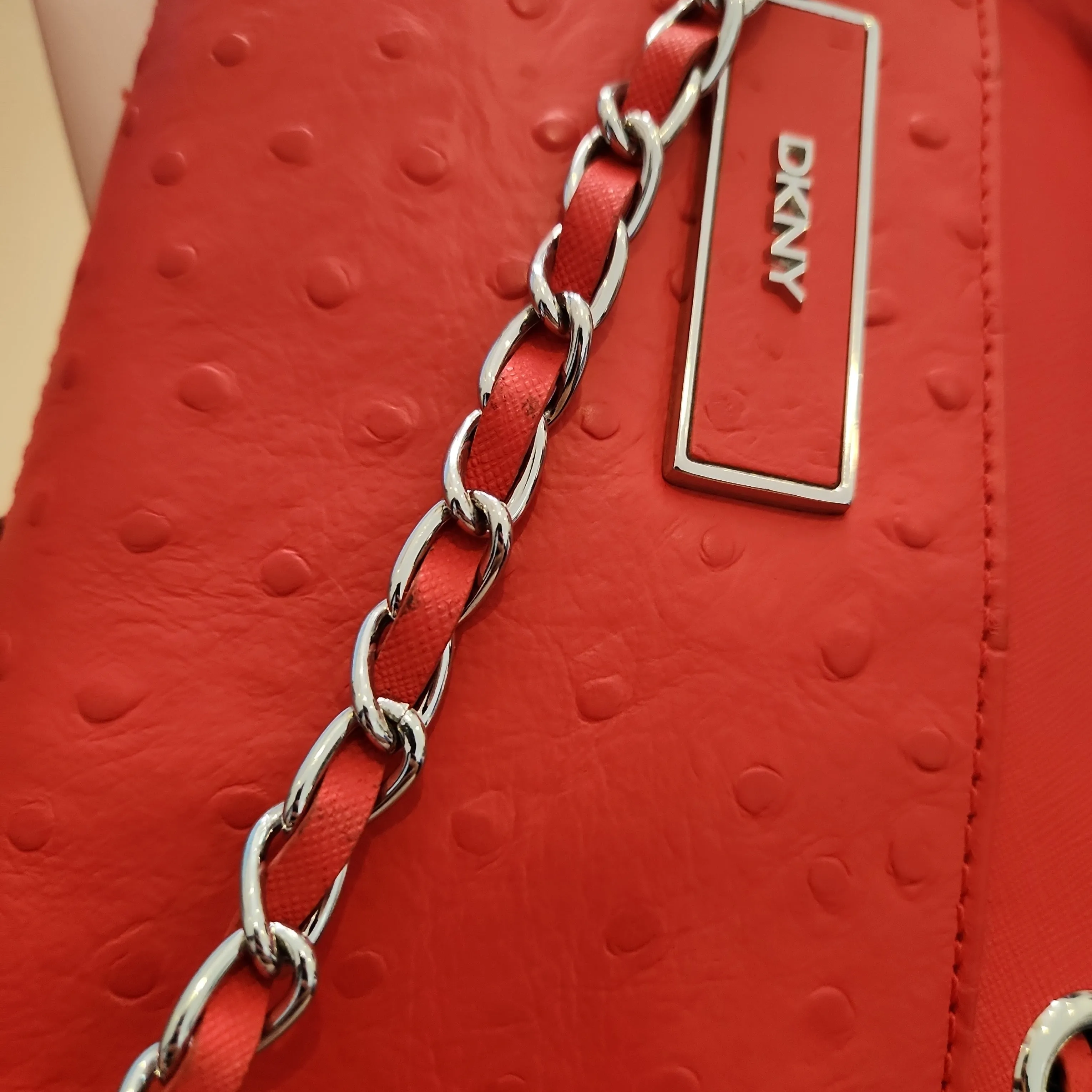 DKNY Red Leather Textured Shoulder Bag | Pre Loved |