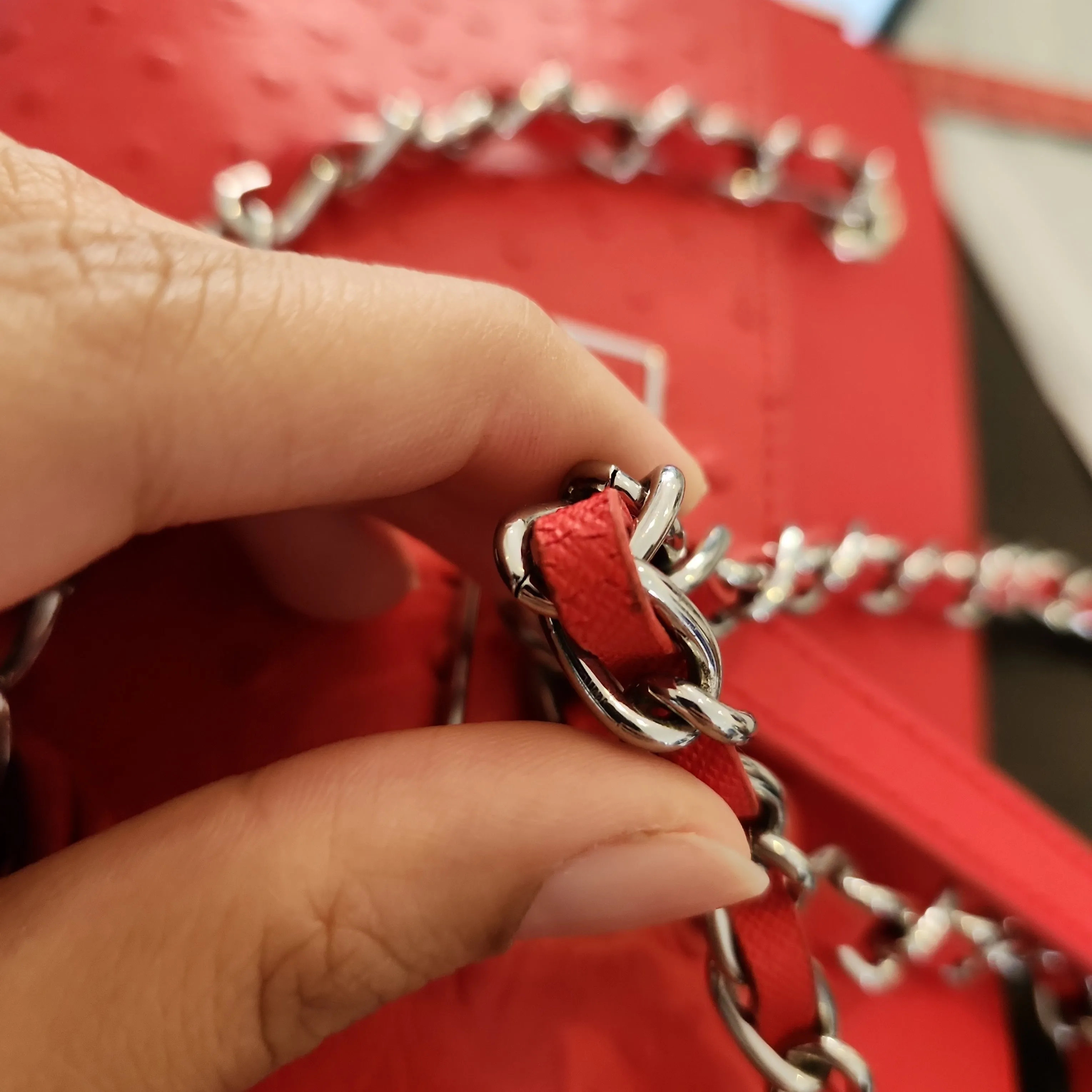 DKNY Red Leather Textured Shoulder Bag | Pre Loved |